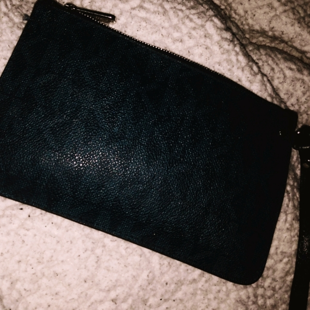 Michael kors wristlet !!